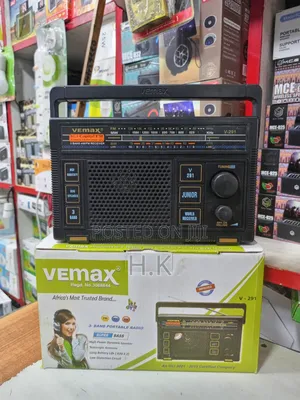 Photo - Vemax 3-Band Portable Radio, Model v-291