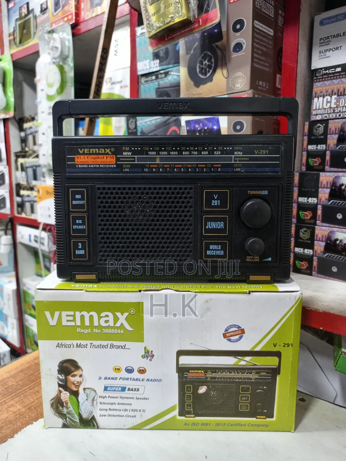 Vemax 3-Band Portable Radio, Model v-291