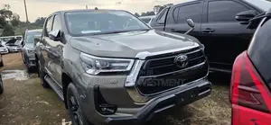 Toyota Hilux 2020 Brown