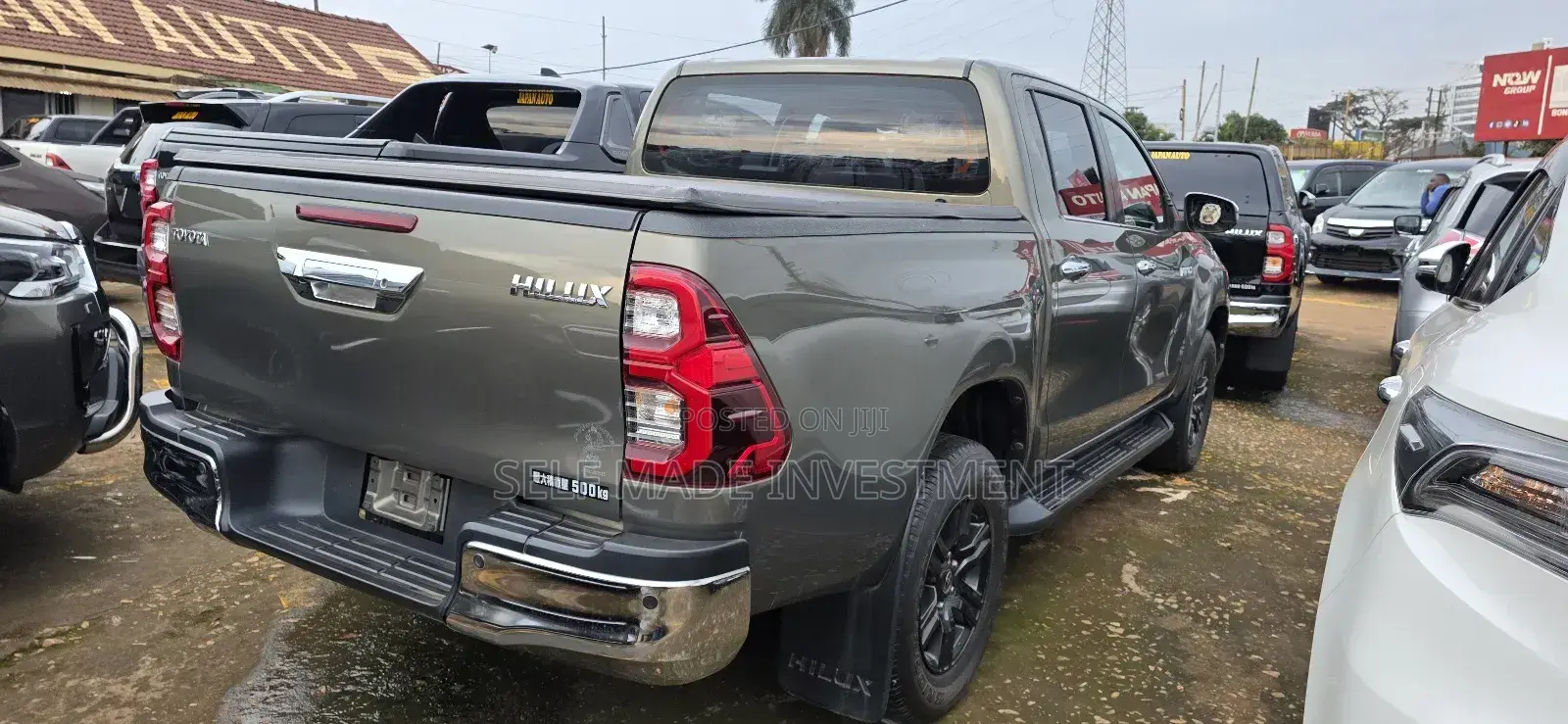 Toyota Hilux 2020 Brown