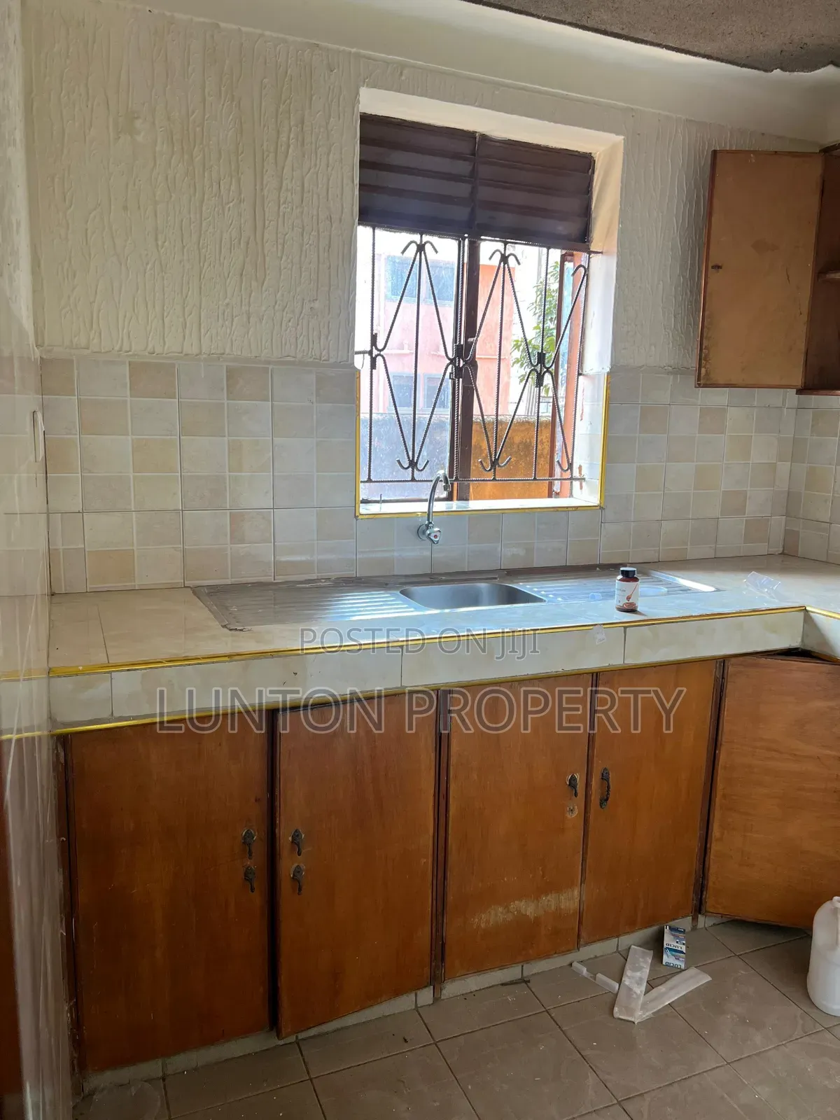 2bdrm Apartment in Kyambogo, Central Division for rent