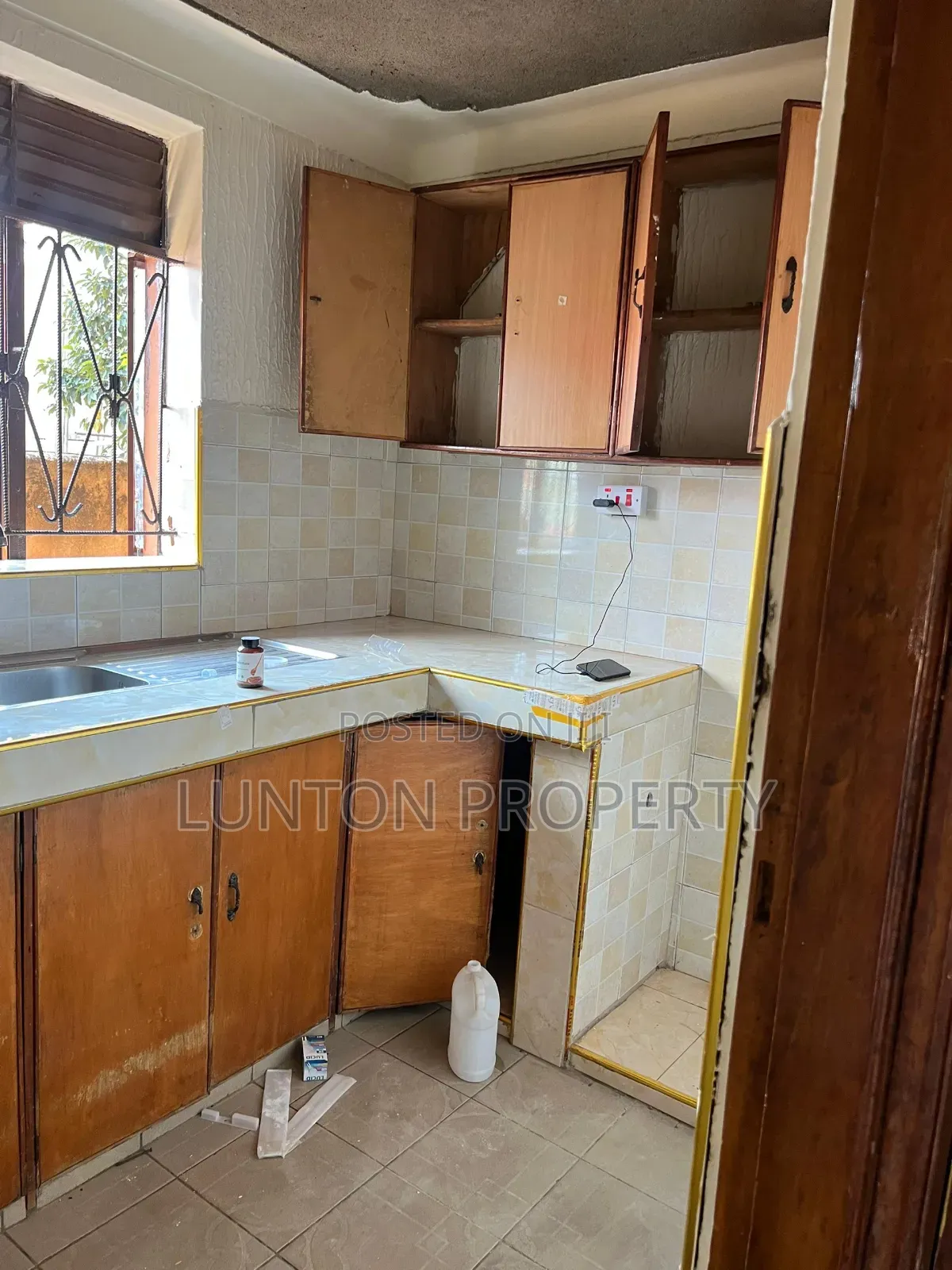 2bdrm Apartment in Kyambogo, Central Division for rent