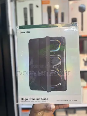 Green Lion Hogo Premium iPad 13 Inch Case With Pencil Holder