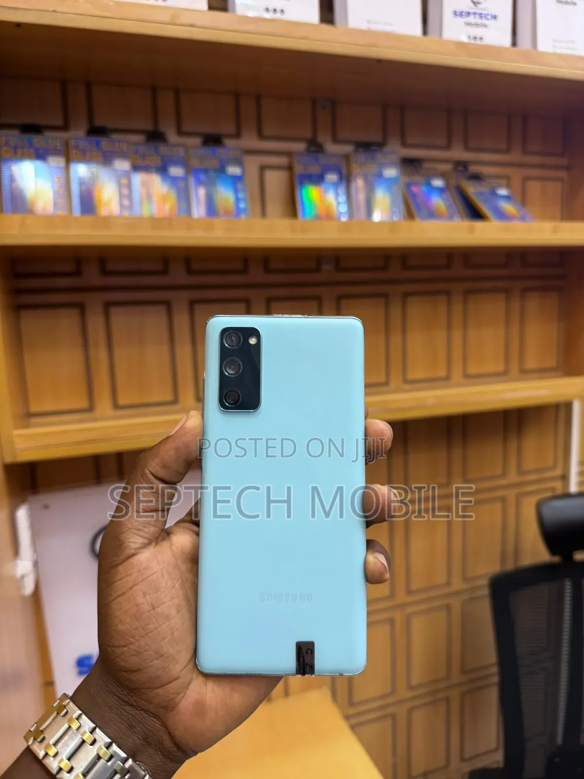 New Samsung Galaxy S20 FE 5G SD865 128 GB Blue
