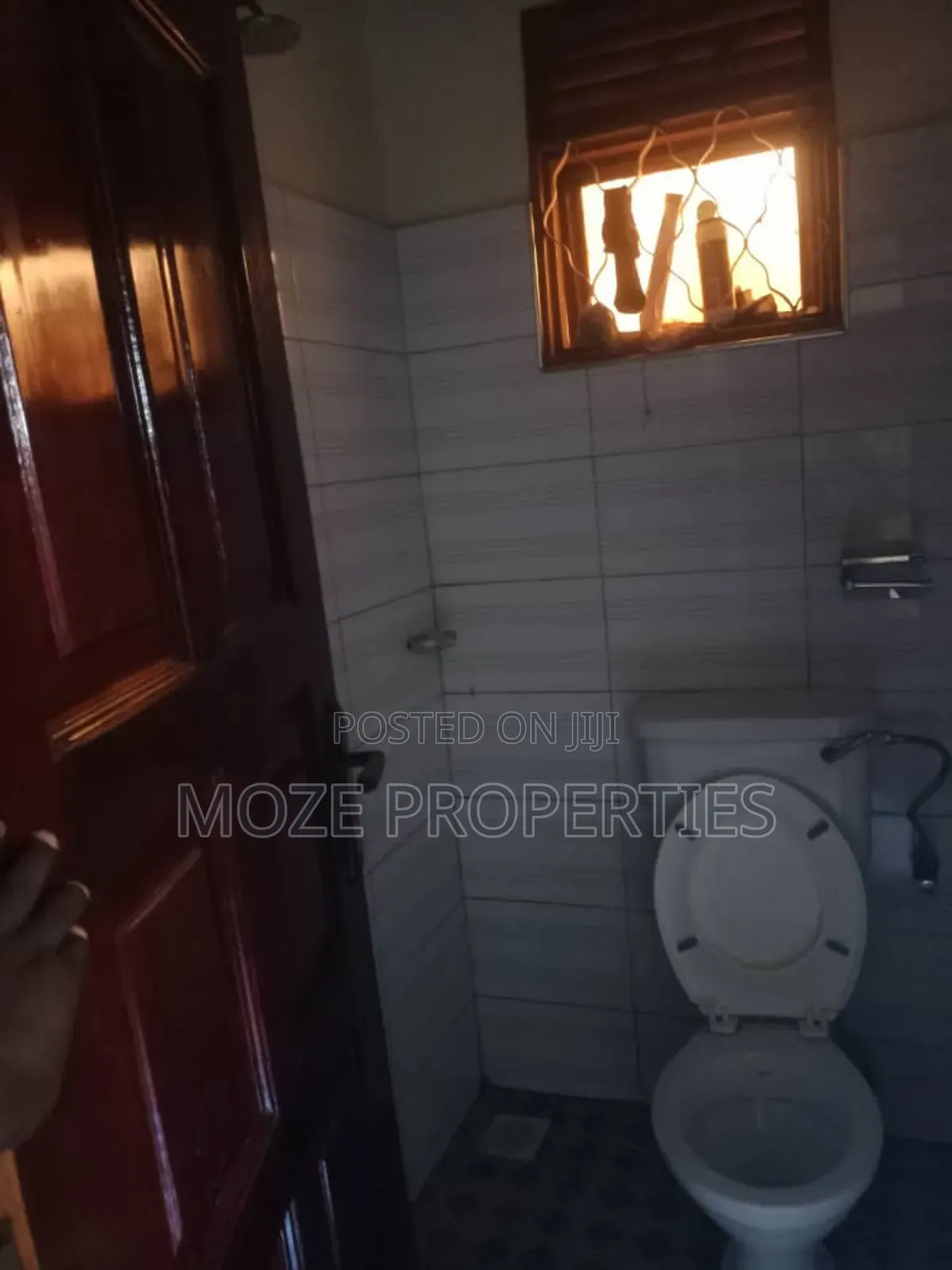 1bdrm Bungalow in Mutungo., Central Division for rent