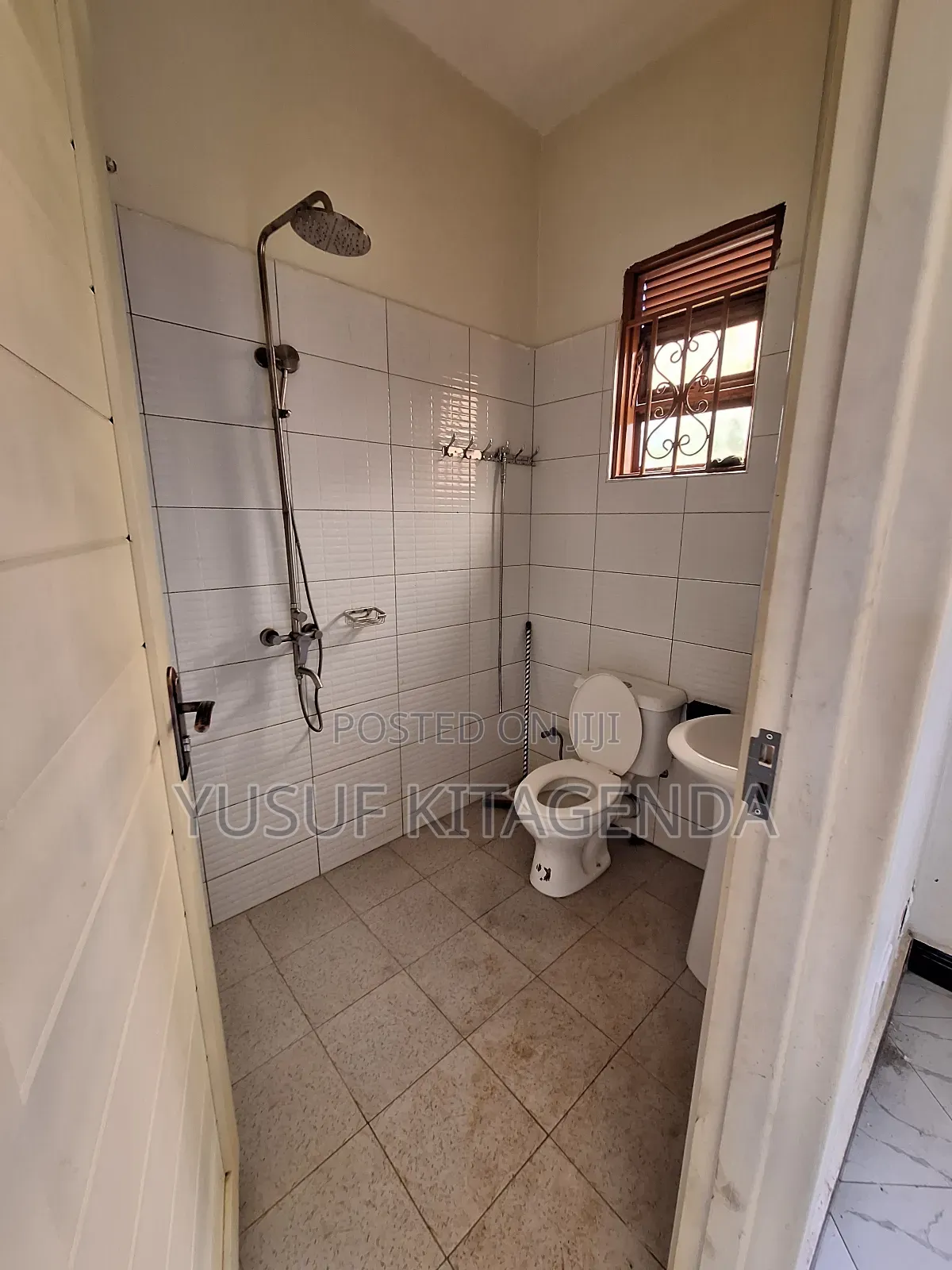 2bdrm House in Zabera Estate, Mukono TC for rent