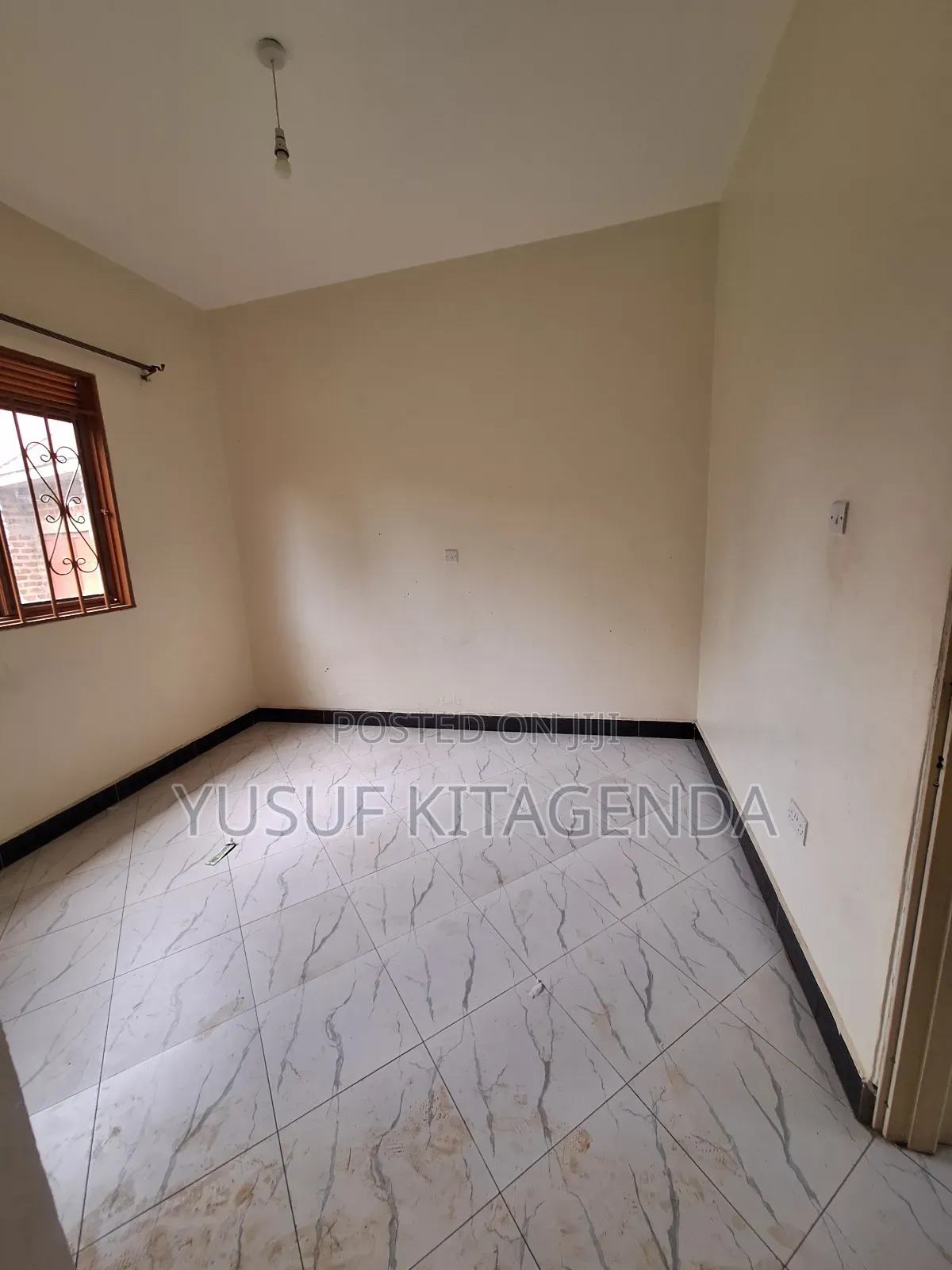 2bdrm House in Zabera Estate, Mukono TC for rent