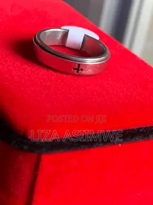Men’S Stainless Steel Religious Crosses Spinner Ring