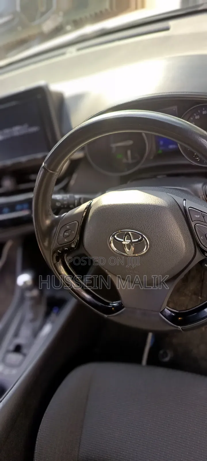 Toyota C-HR LE FWD 2019 Silver