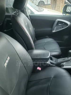 Toyota RAV4 2.5 2010 White