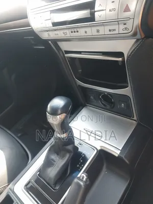 Toyota Land Cruiser Prado 2018 Brown