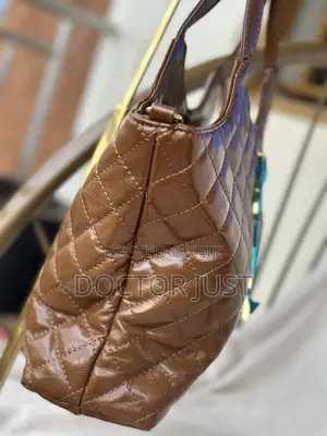 High-End Shoulder Bag