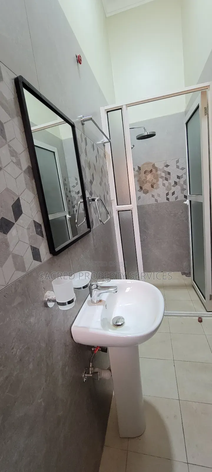 2bdrm Duplex in Bulido, Kira for rent