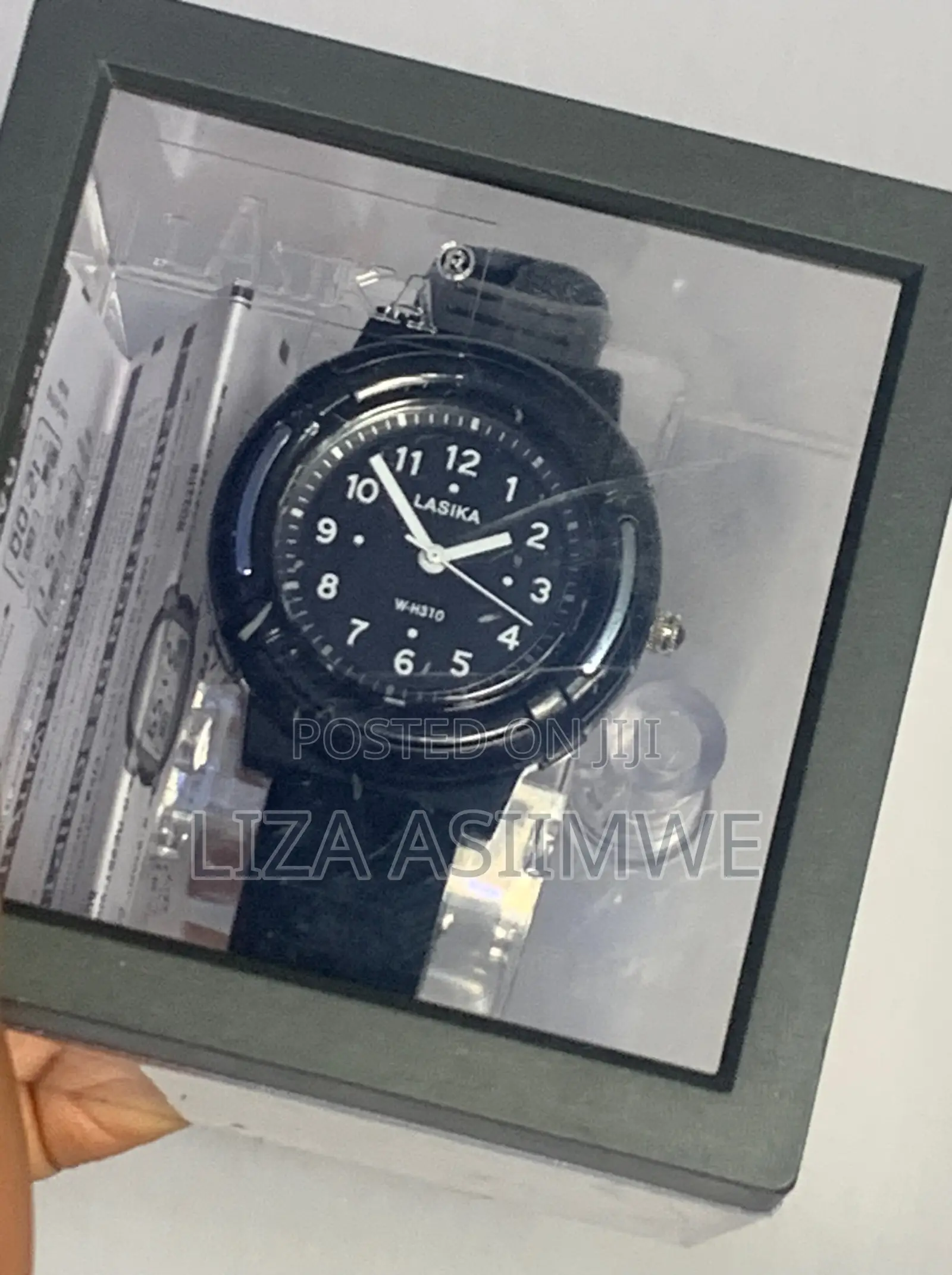 Lasika W-H310 Kids' Analog Watch