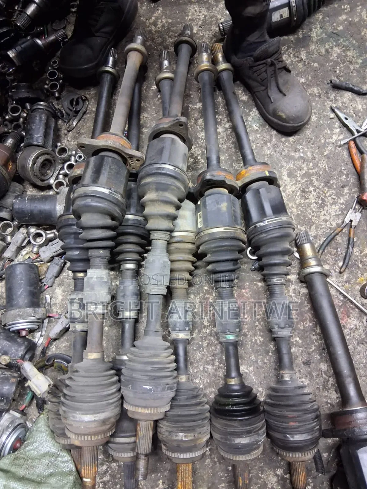 Driving Shafts for Toyota Noah New Shape.