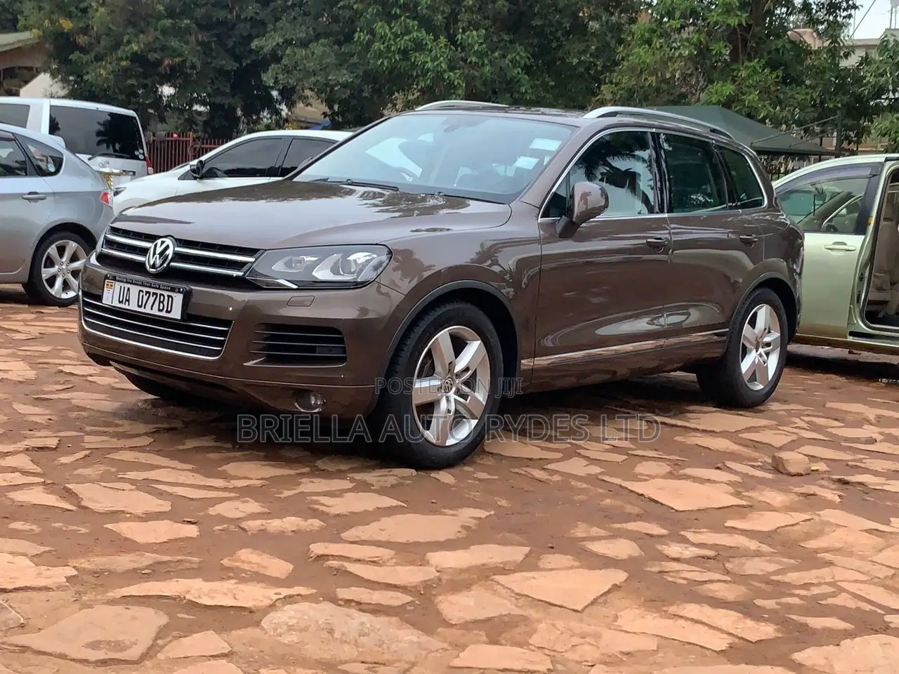 Volkswagen Touareg 2014 Red