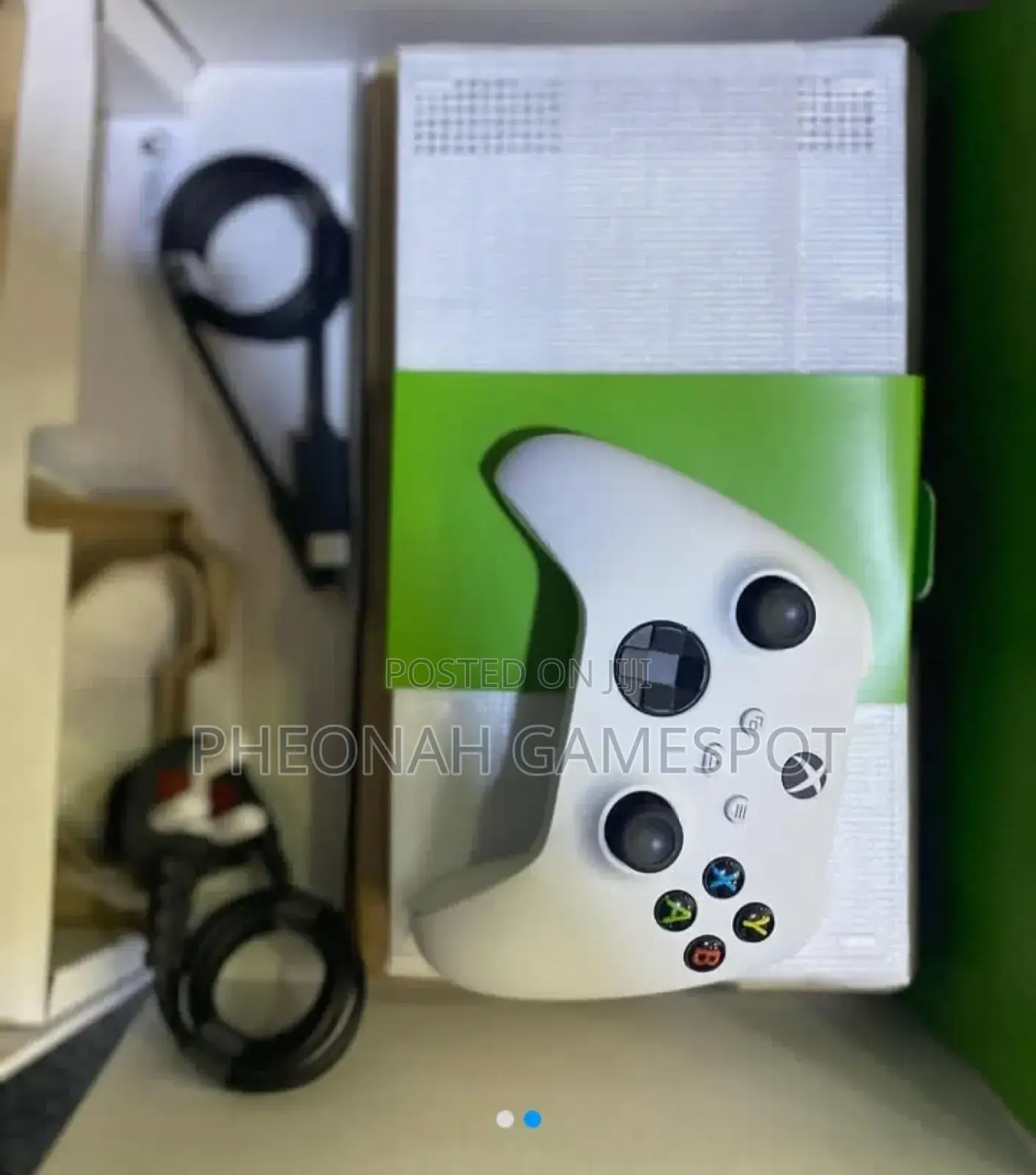 Brand New Xbox Series S. With 1 Controller