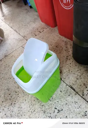 Swing Plastic Dust Bins 8ltrs for Hospital/Home/Office