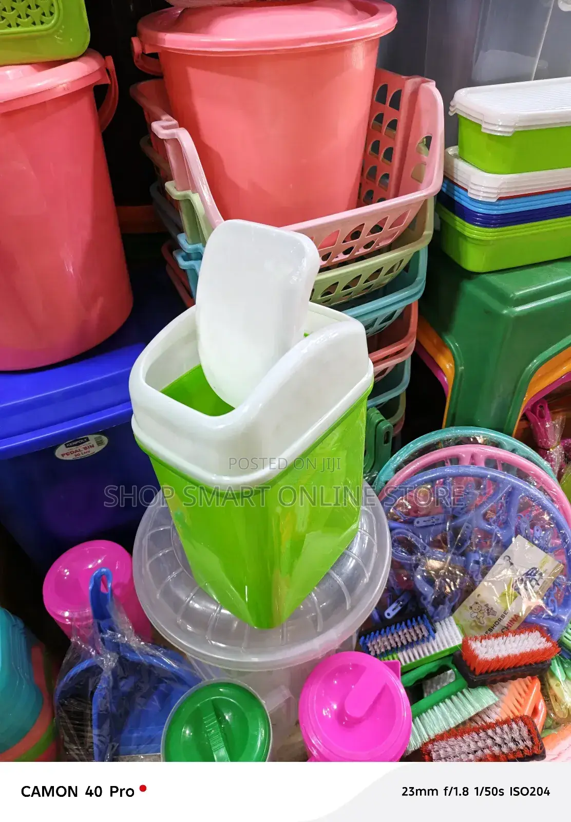Swing Plastic Dust Bins 8ltrs for Hospital/Home/Office