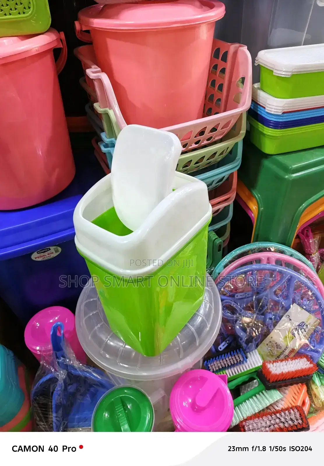 Swing Plastic Dust Bins 8ltrs for Hospital/Home/Office