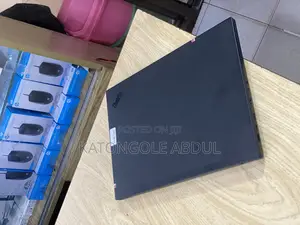 New Laptop Lenovo 32GB Intel Xeon SSD 512GB
