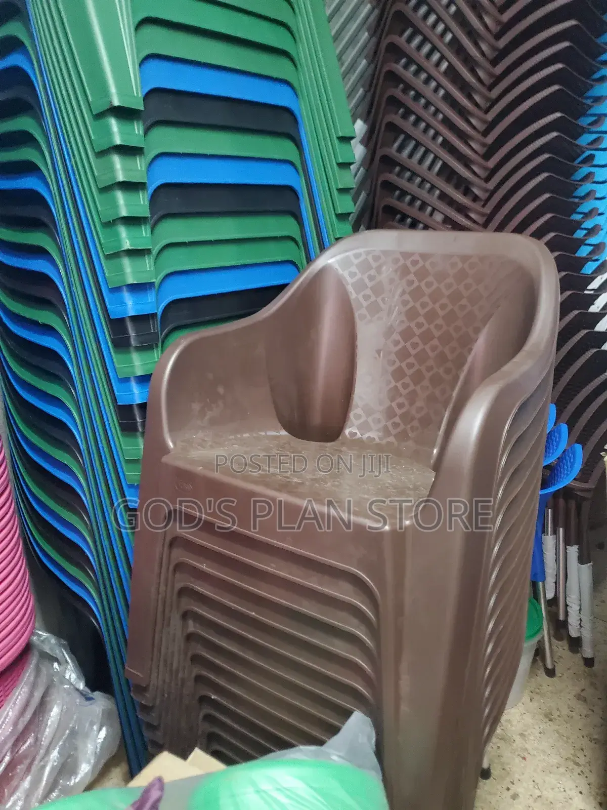 Plain Plastic Sofa Chairs