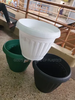 Photo - Round Extra Large Plastic Flower Pots