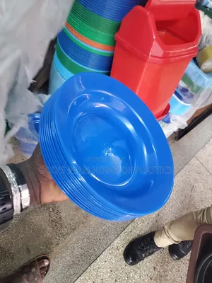 Photo - Blue Plastic Plates 12pcs