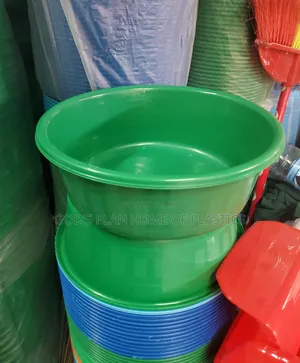 Photo - 12 Inch Plastic Round Katasa