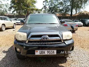 Photo - Toyota Hilux Surf 2007 Black