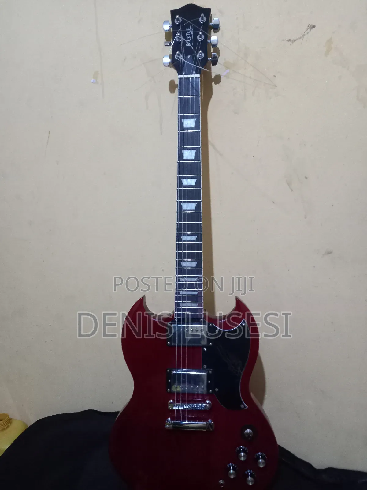 German Rocktile Sg Red Guitar