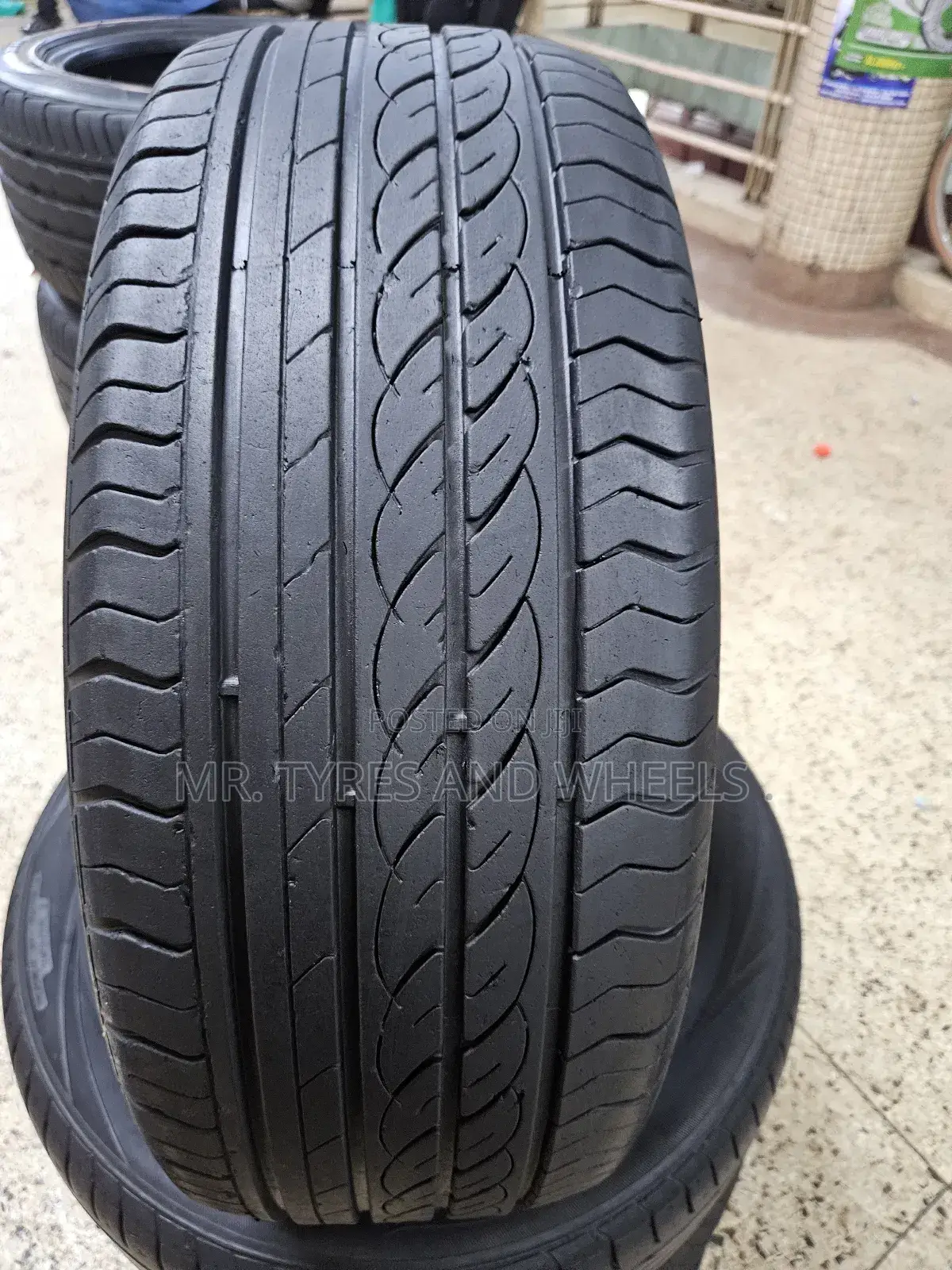 215 55 R17 Used Joyroad but No Different With New Clear.
