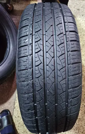 225 65 R17 Used but Very Gd Tires 2pises Vry Hotel Tires