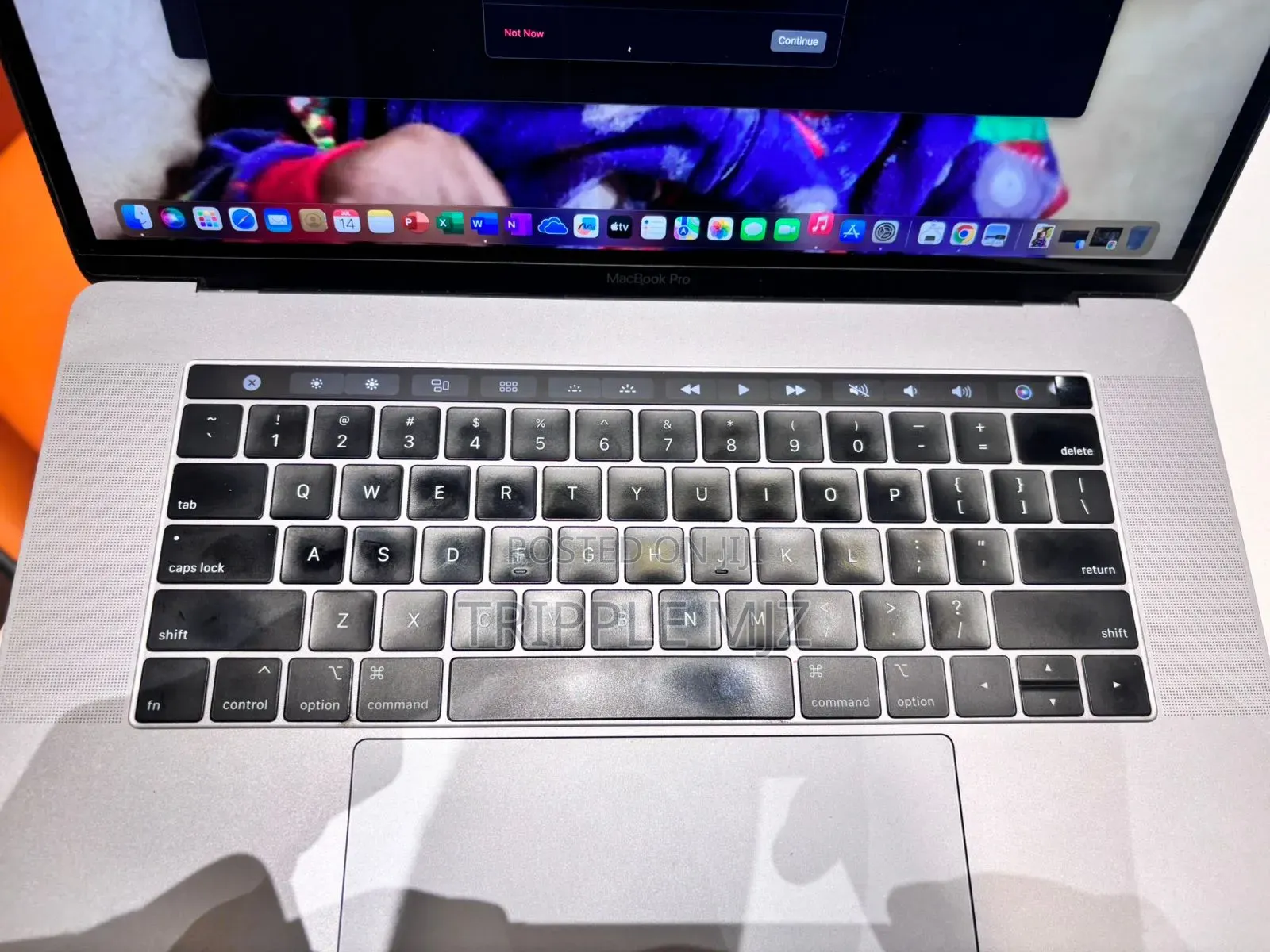 Laptop Apple MacBook Pro 2019 16GB Intel Core I7 SSHD+SSD 256GB