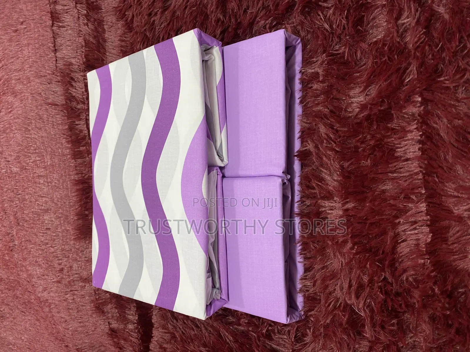 2 Flat Bedsheets and 4 Pillowcases
