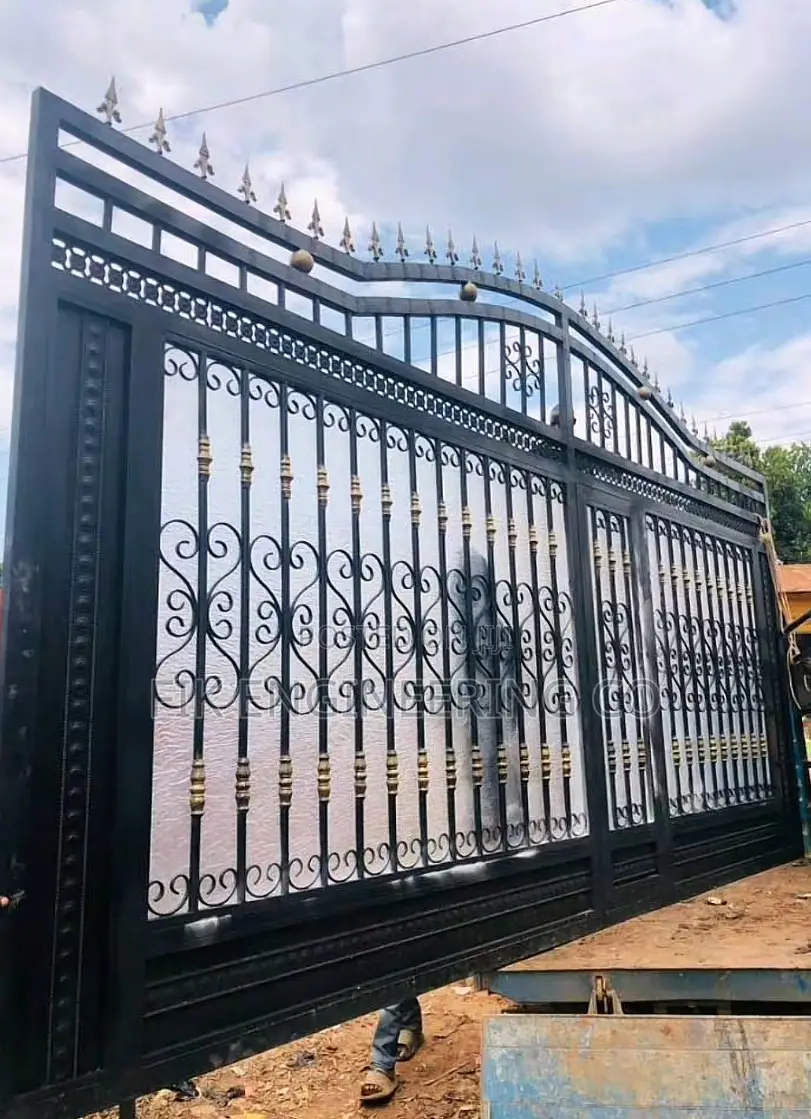 Ssliding Gate