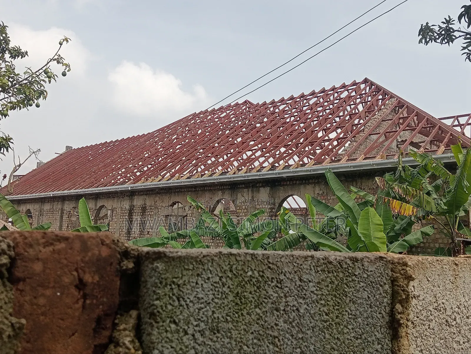 Beauty and Durability of a Metallic Roof