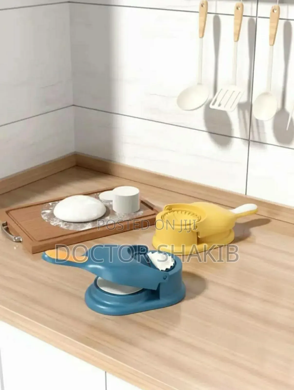 Quality 2 in 1 Handpress Dumplings Mould Tools.