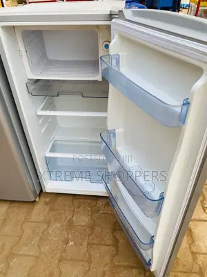 Hisense 195liters / Gallon/ Refrigerator/ Fridge