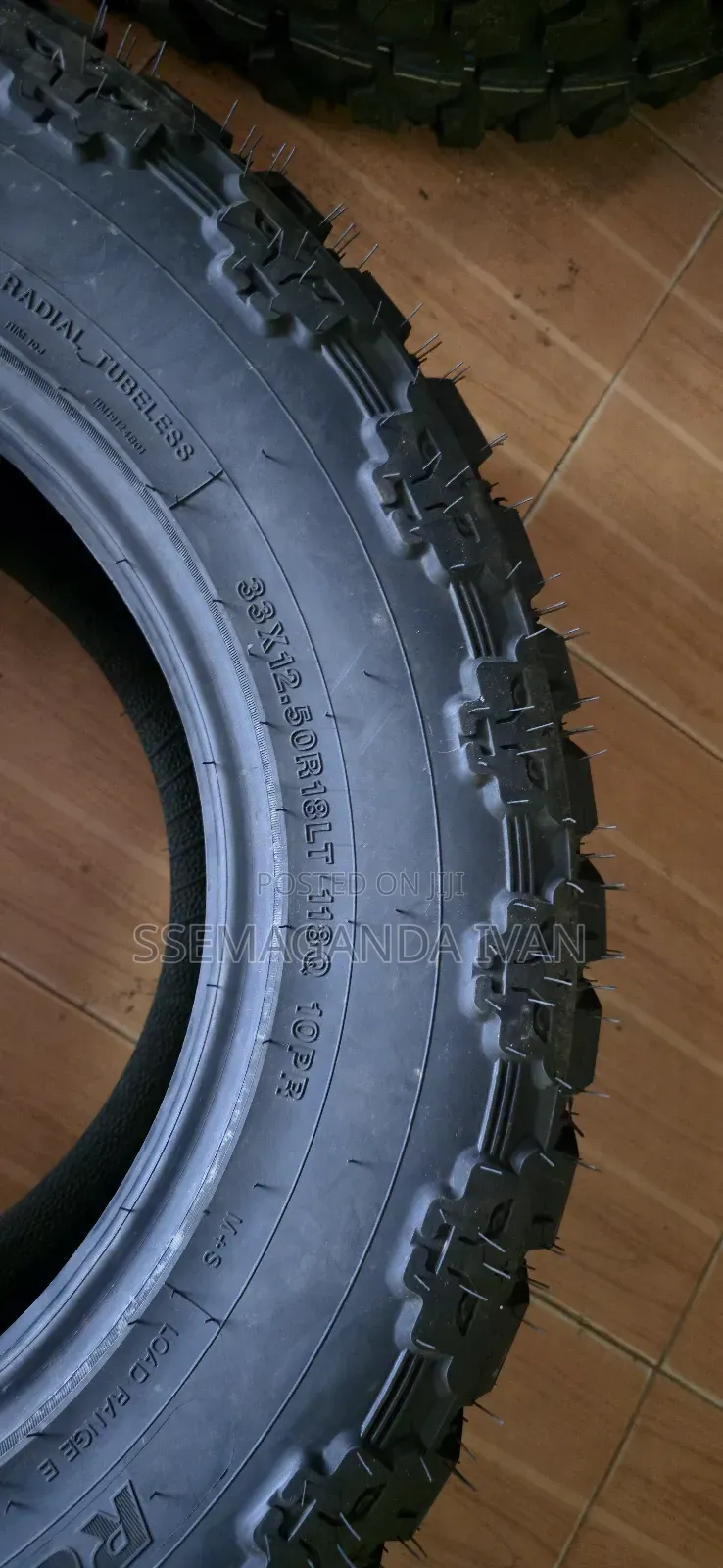 33x12.50r18 Lt