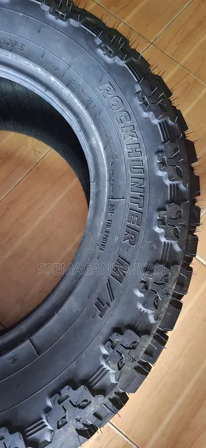 33x12.50r18 Lt