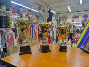Trophy Set 3 Pieces