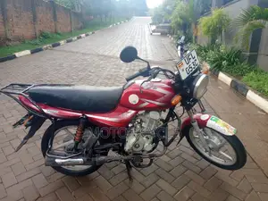 Bajaj Boxer 125 2022 Red