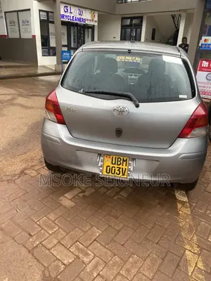 Toyota Vitz 1.3 AWD 5dr 2007 Gray