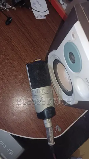 Photo - Sennheiser Microphone for Studio
