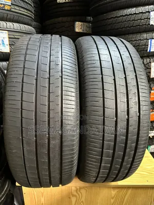 Photo - 245/50r18 Dunlop Japanese Imported