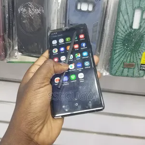 Photo - New Samsung Galaxy Note 8 64 GB Black