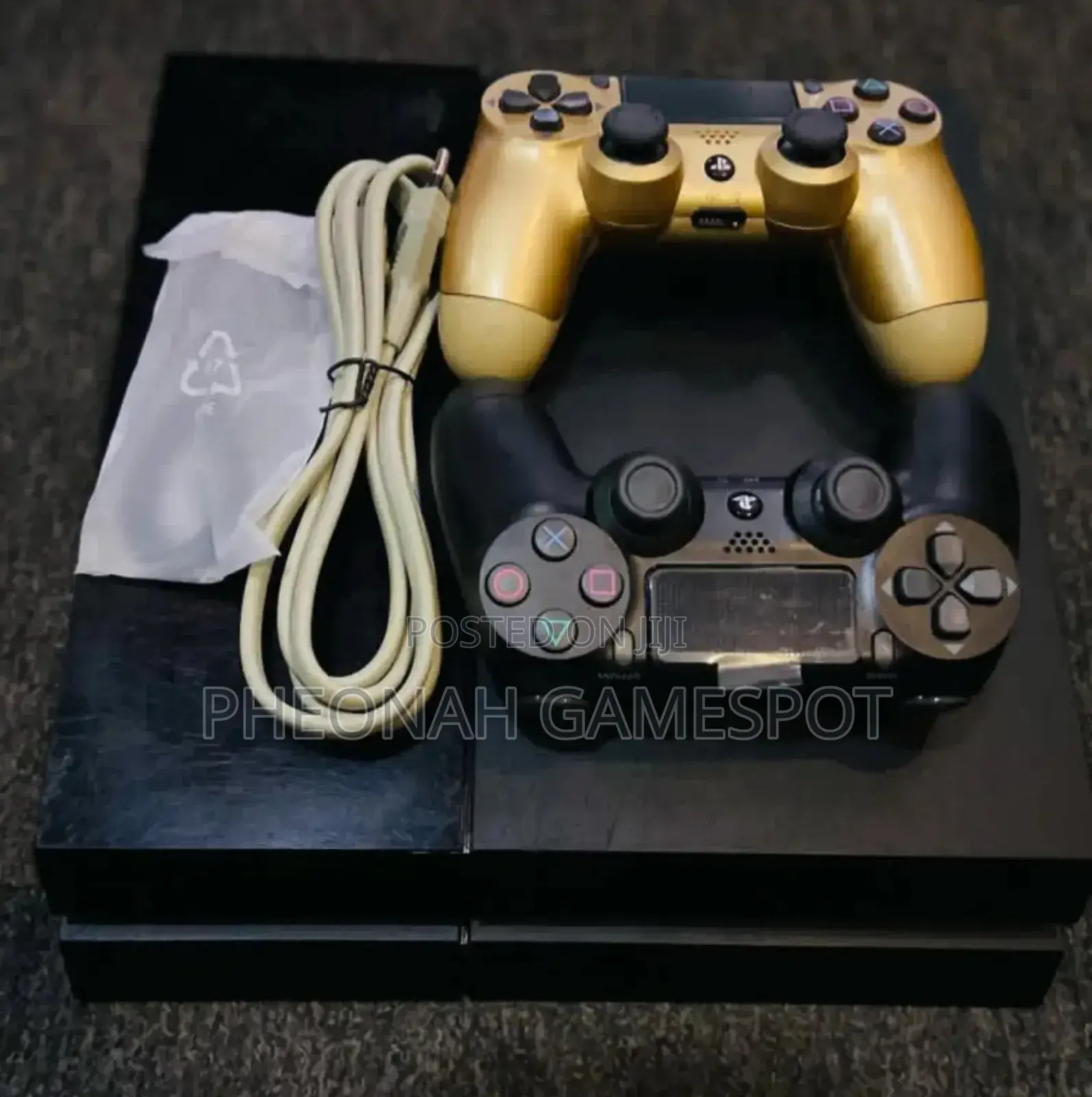 Ps4 Standard With Games All The Accessories. 2 Controller