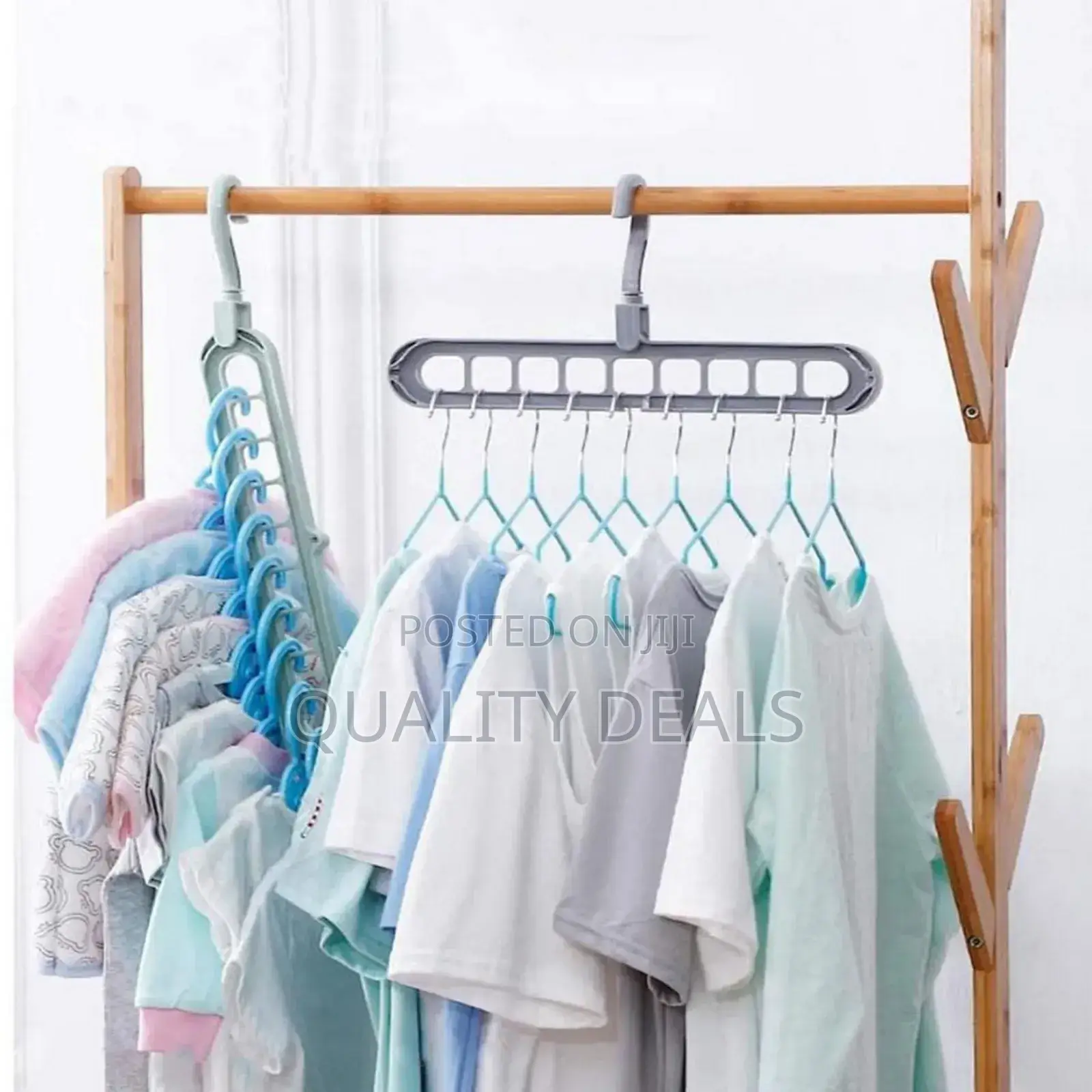 (1pc) 9 Holes Plastic Hanger