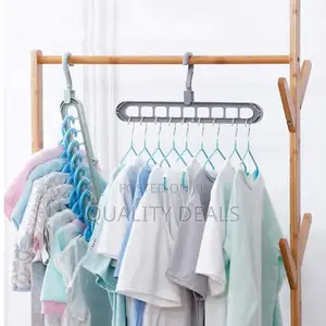 (1pc) 9 Holes Plastic Hanger